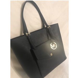 MICHAEL KORS Jet Set Saffiano Tote